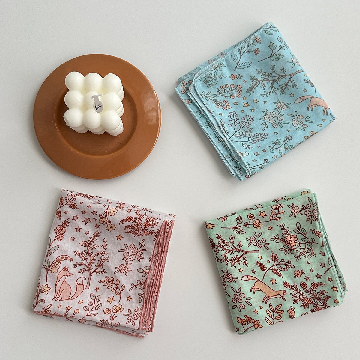 Travel Accessories Store - A Pair of Women's Floral Fox