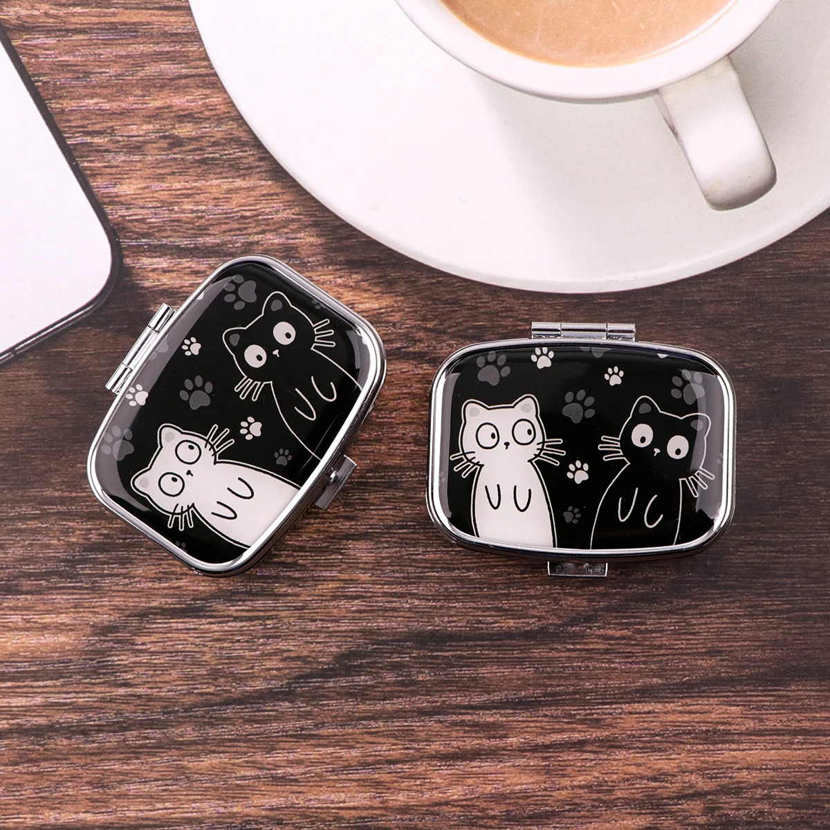 Cartoon Black And White Cat Tr - Travel Accessories Store ulasan dan harga